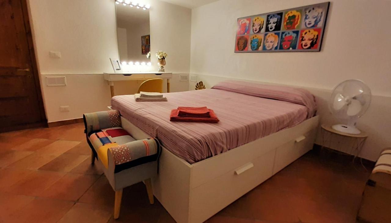 Movie Star Apartment With Garden Florence Exterior photo